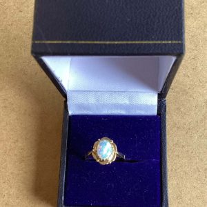 9 Carat Gold & Opal Ring